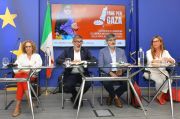b_180_160_16777215_00_images_Da_sinistra_Giancarla_Pancione_Save_The_Children_Onofrio_Rota_FAI-CISL_Giovanni_Mininni_FLAI-CGIL_Enrica_Mammucari_UILA-UIL.jpg